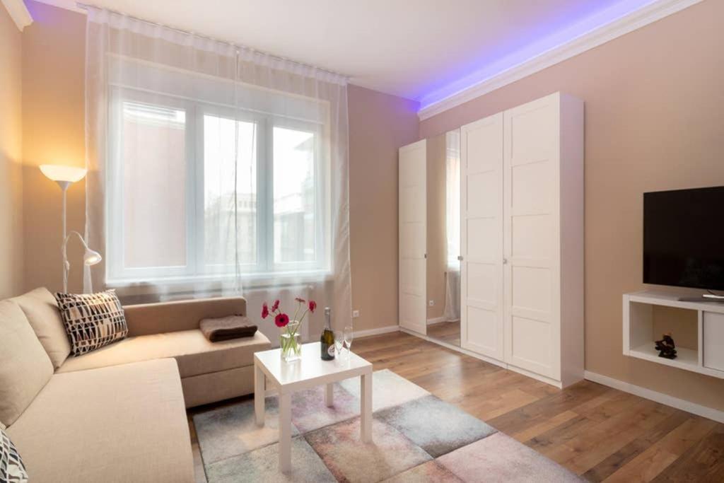Nice And Cozy Apartment Next To The Parliament Будапеща Екстериор снимка